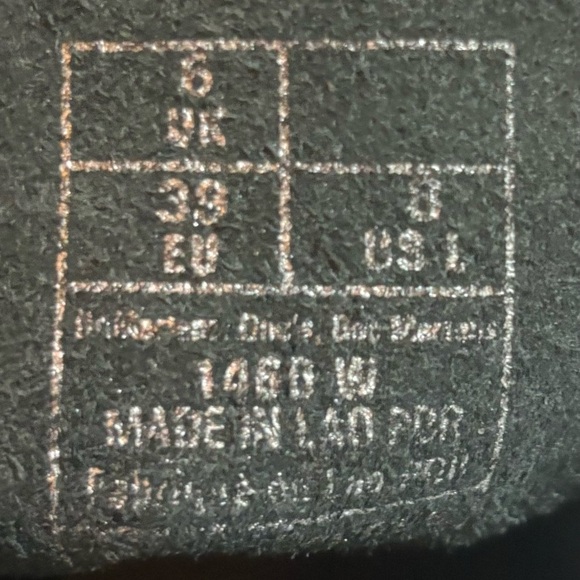 Dr. Martens unisex smooth Black Leather Lace-Up Boots size US 8 - Picture 7 of 8